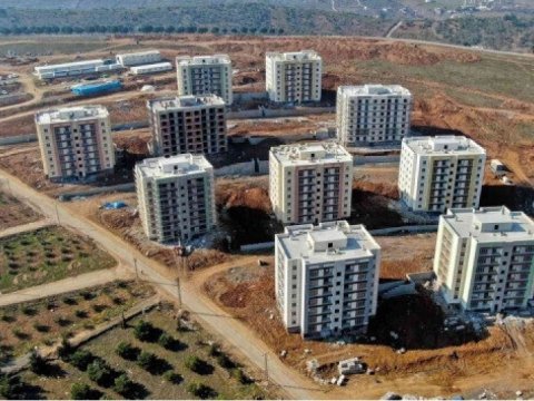 Deputatlar Kahramanmaraşdakı tikintiyə 