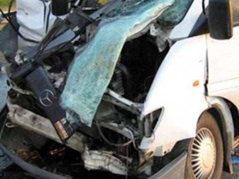 Lənkəranda ağır qəza - 7 nəfər yaralandı