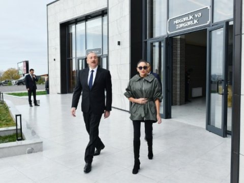 İlham Əliyevlə xanımının açılışdan FOTOLAR