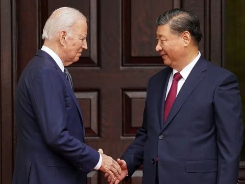 Baydenlə Çin liderinin görüşü başladı
