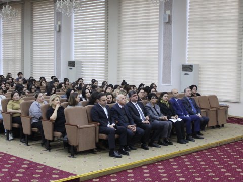 BSU-da sənədli film nümayişi olundu - FOTO