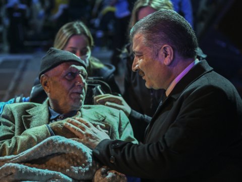 Qəzzadakı xərçəng xəstələri Türkiyəyə gətirildi - FOTO