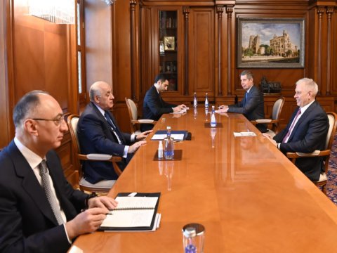 Əli Əsədov Federal Xidmətin rəhbərini qəbul edib