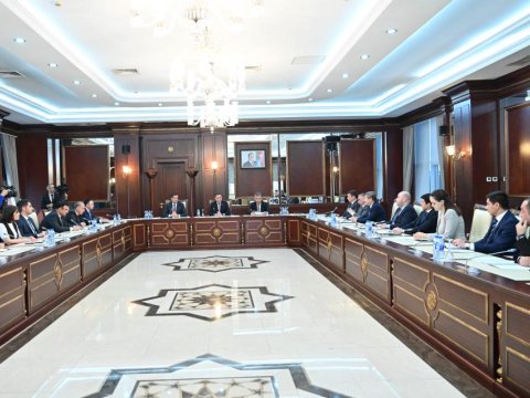 Deputatlar 12 məsələ üçün TOPLAŞDI