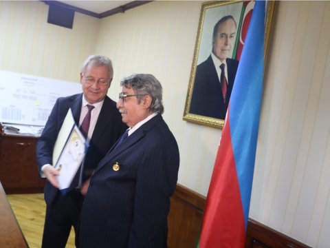 Qarabağ Dirçəliş Fonduna ianə edildi