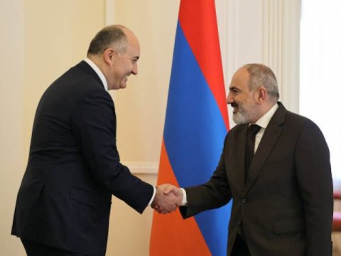 Paşinyan gürcü nazirlə nələri müzakirə etdi…