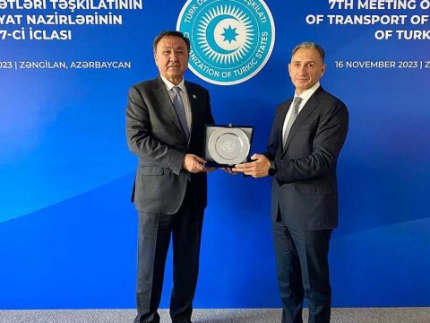 Rəşad Nəbiyev TDT-nin baş katibi ilə müzakirələr apardı