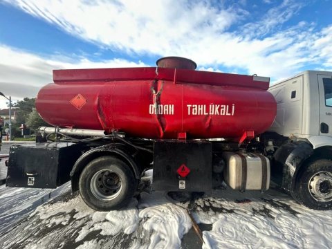 Bakıda yanacaqdoldurma məntəqəsində partlayış - VİDEO