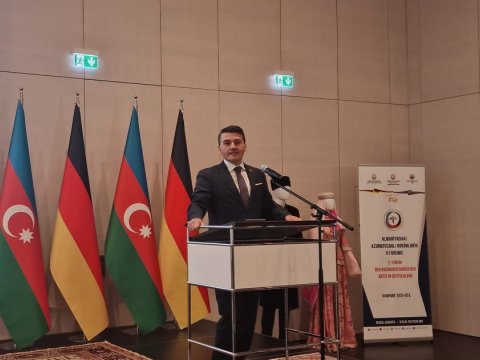 Almaniyadakı azərbaycanlıların birliyini müşahidə edirik