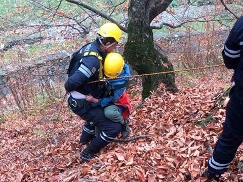 Dağda köməksiz qalan xarici vətəndaş xilas edildi