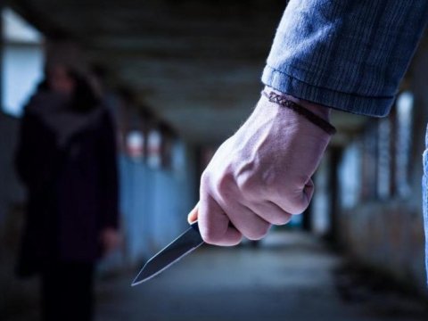 Keçmiş həyat yoldaşını bıçaqladı - Şabranda cinayət