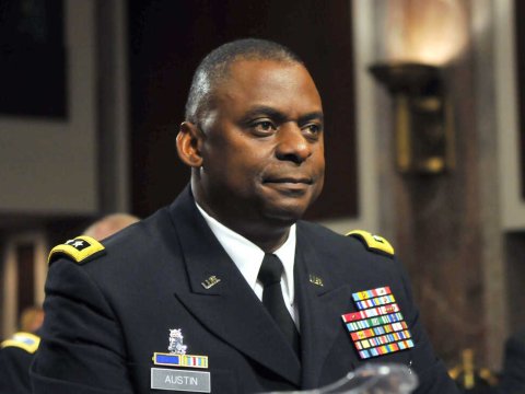 Pentaqonun rəhbəri Kiyevdədir