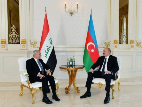 Prezidentlər təkbətək görüşdülər - FOTO