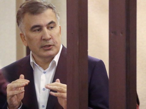 Saakaşvili prezidentdən əfv istədi