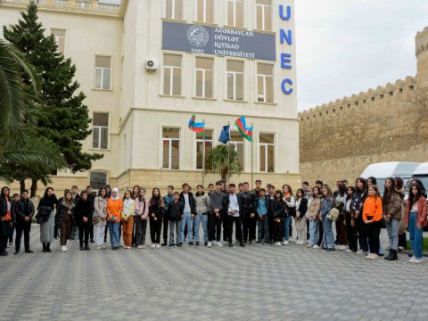 Ağcabədi, Kürdəmir və Zərdabdan olan abituriyentlər UNEC-də olublar - FOTOLAR