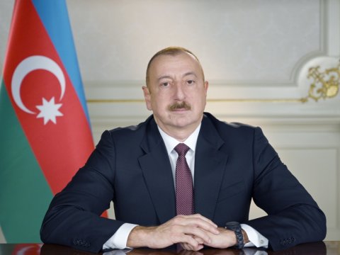 Əsrlər keçsə də Fransanın utancverici metodları bu gün də davam edir - Prezident