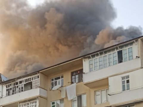 Sumqayıtda 5 mərtəbəli binada yanğın