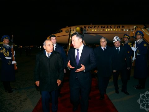 Sadır Japarov da ölkəmizə GƏLDİ