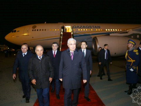 Kasım-Jomart Tokayev Bakıdadır - FOTO
