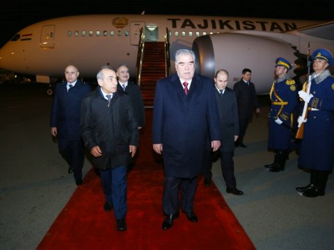 Emoməli Rəhmon Azərbaycanda səfərdədir - FOTO