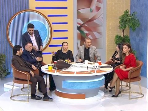 Tanınmışlar efirdə vurma cədvəlini bilmədilər - VİDEO
