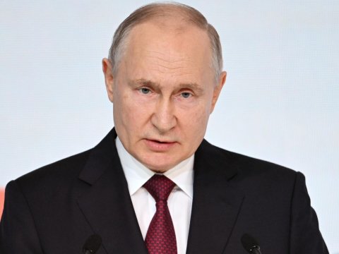 Bəşəriyyət yeni fəslinə başlayır - Putin