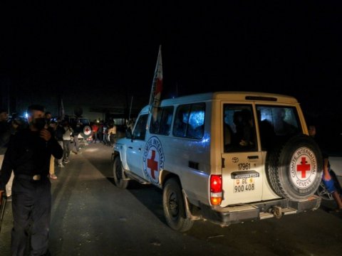 Netanyahu azad edilən girovlardan danışdı