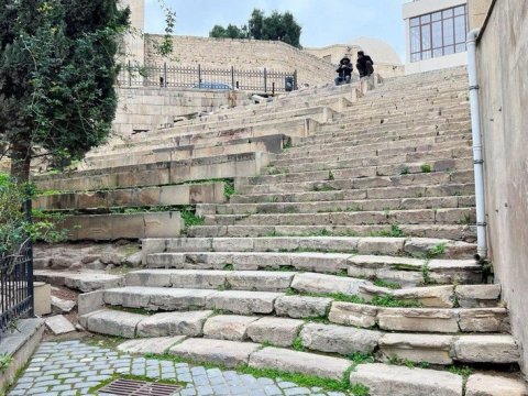 İçərişəhərdə mübahisəyə səbəb olan pilləkən - Rəsmi AÇIQLAMA