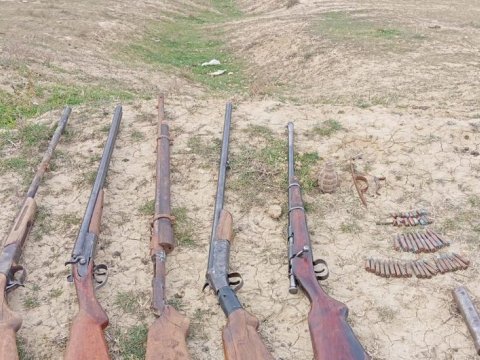 Polis axtarış apardı - Xeyli sayda silah-sürsat aşkarladı