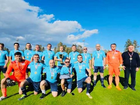 Deputatların komandası beynəlxalq turnirdə bürünc medal qazandı