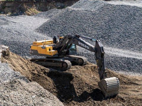 Qum-çınqıl hasilatına görə təbiətə 6 milyon manat ziyan vurulub