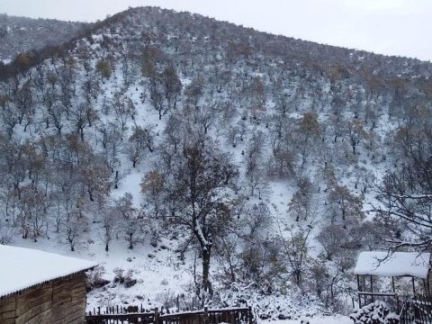 Şahdağa qar yağıb - FAKTİKİ HAVA