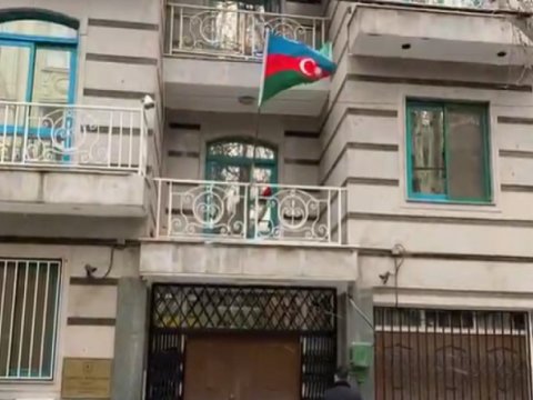 Azərbaycan İrandakı səfirliyini bərpa edir?