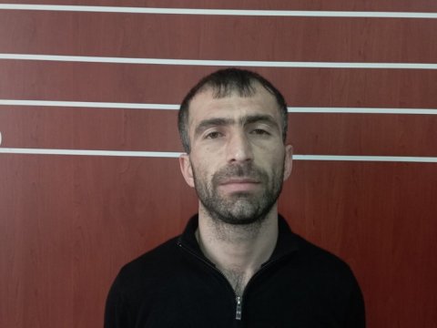 Xarici vətəndaşa narkokuryerlik edən şəxs saxlanıldı