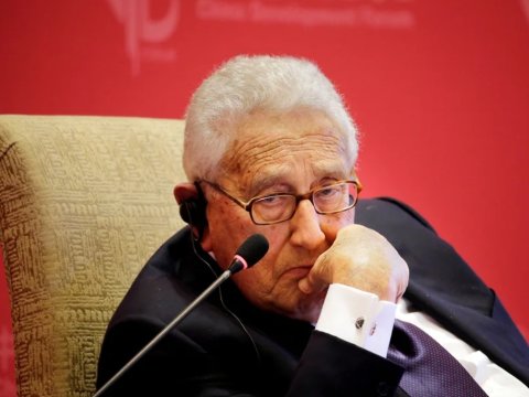 Kissencer vəfat etdi