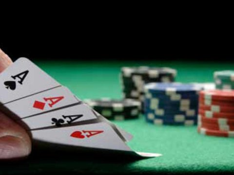 İşlətdiyi kafedə qumar oyunları təşkil edən şəxs saxlanıldı