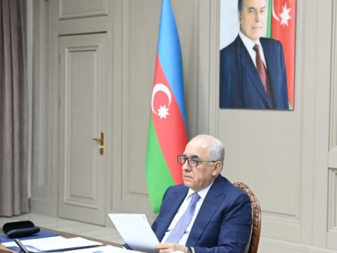 Baş nazir iclas keçirdi - Tapşırıqlar verdi