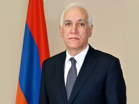 Ermənistan prezidenti Dubaya gedir