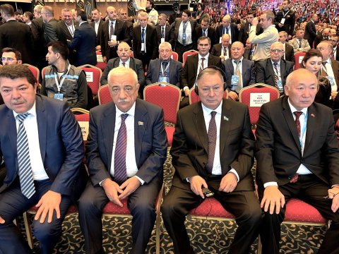 TÜRK-İŞ-nin 24-cü Qurultayının açılışı oldu - FOTO