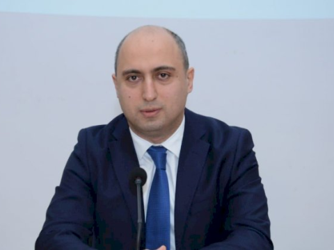 Bəzən müəllim günahı olmadan bullinqə məruz qalır - Nazir