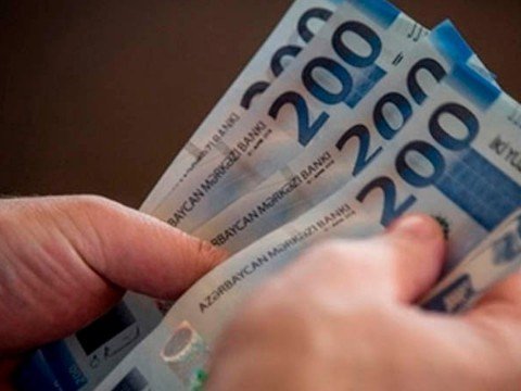 Hədə-qorxu ilə 9 min manat pul alan şəxs saxlanıldı