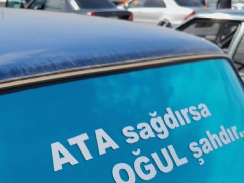 Maşınların şüşələrinə yazı yazan sürücülərə xəbərdarlıq