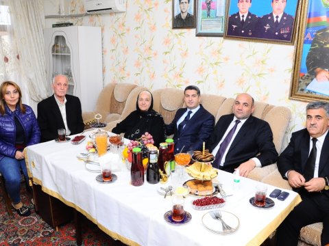 Naftalanda 2 şəhid anası ziyarət edildi - FOTO