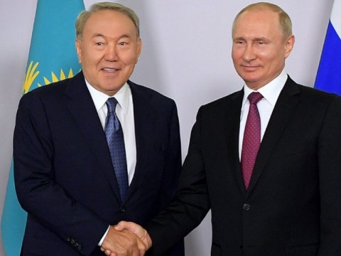 “Putin öz sözünün ağasıdır” - Nazarbayev