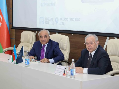 Həsən Həsənov UNEC-də Heydər Əliyev bağlı xatirələrini bölüşdü - FOTO