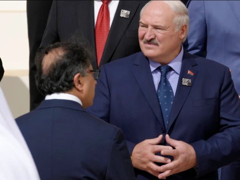 Lukaşenko ilə şəkil çəkdirmək istəmədilər