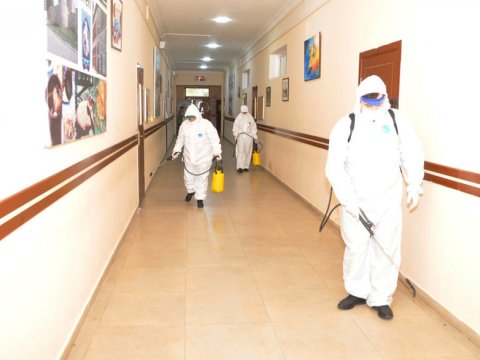 Bakı məktəbləri dezinfeksiya olunur - FOTOLAR