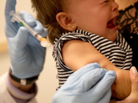 Qızılcadan ölən azyaşlı ilə bağlı rəsmi AÇIQLAMA