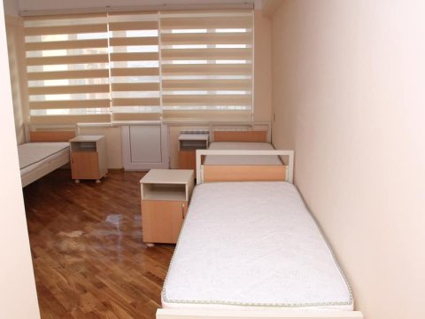 Bu universitetin yataqxanası BƏRPA EDİLİR