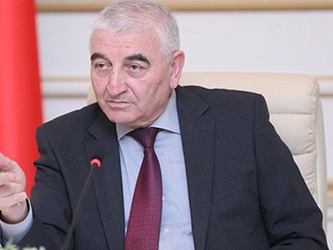 Prezident Məzahir Pənahovun səlahiyyətlərini ARTIRDI